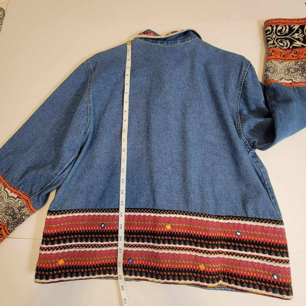 Chico's Design Denim Jacket, Women 1(Med), Cotton, Embroidered Embellishment EUC - Picture 9 of 10